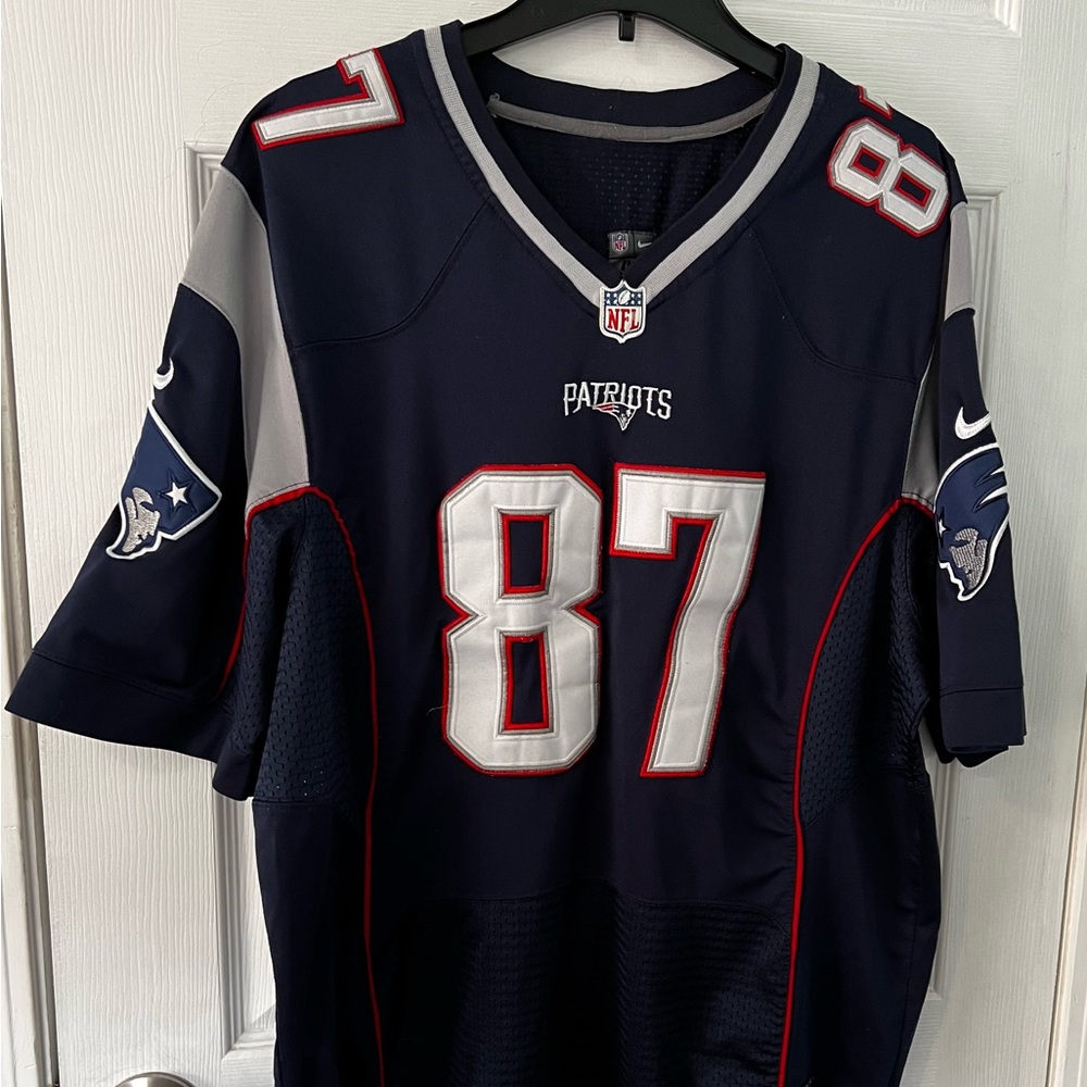2X Patriots jersey